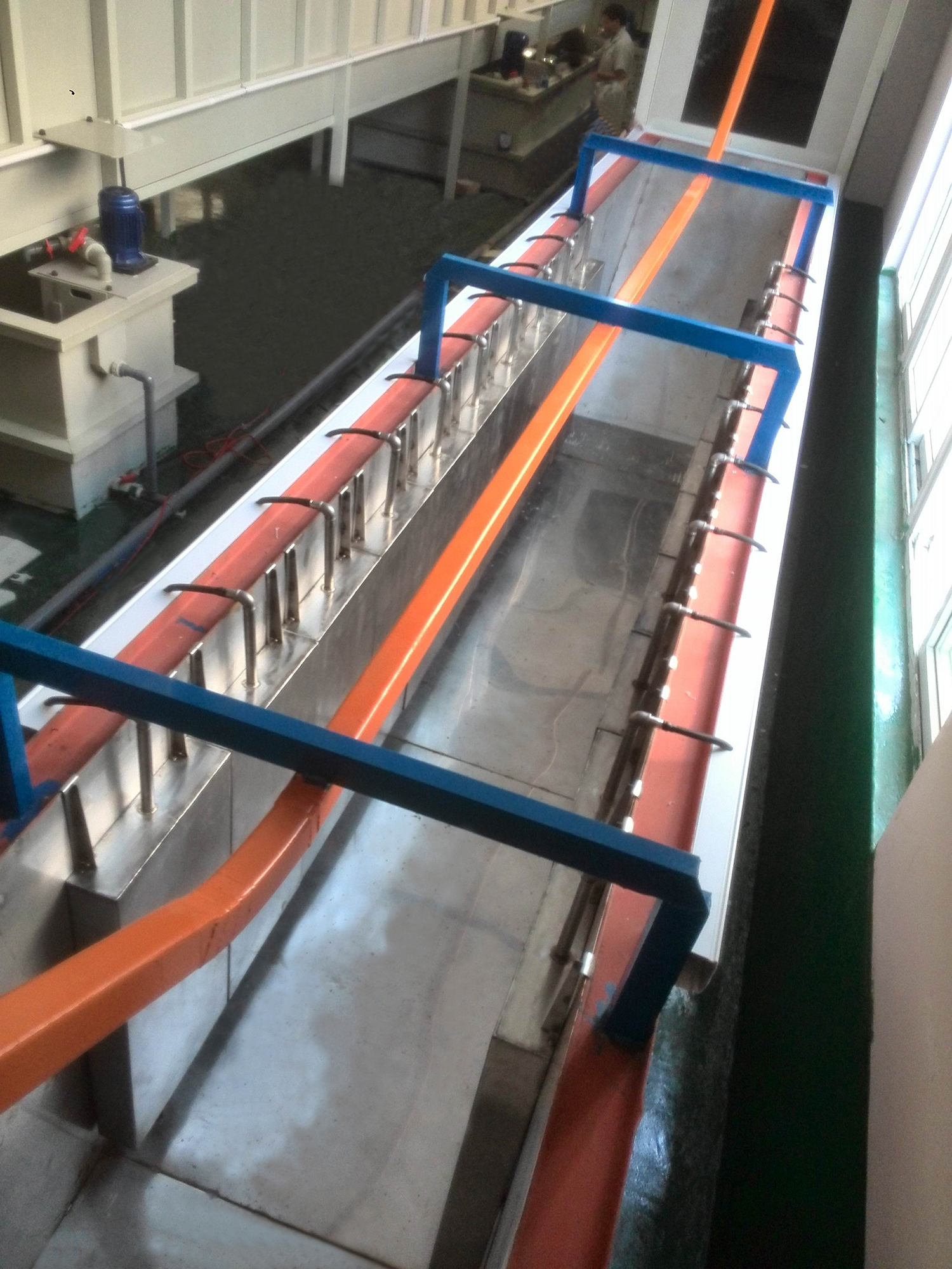 工業(yè)超聲波清洗機（粗清+精洗 、去污、除油、除銹、除蠟）支持非標定做
工業(yè)超聲波清洗機